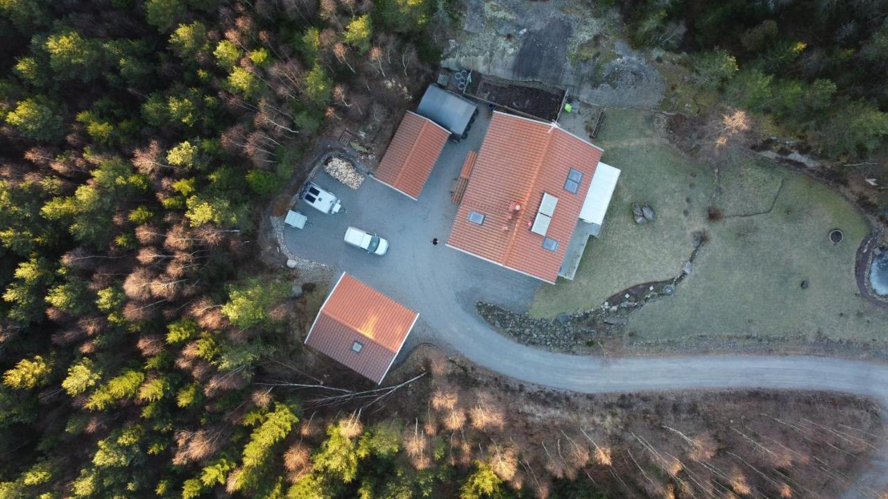Mysig Och Modern Stuga Pa Snoegard, Naera Havet Och Naturen Lur (Tanum) Exterior foto